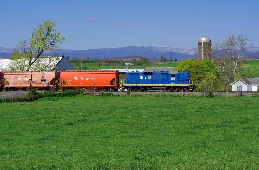 Shenandoah Valley RR DGVR 6512 North, Mount Crawford, Vi… Flickr