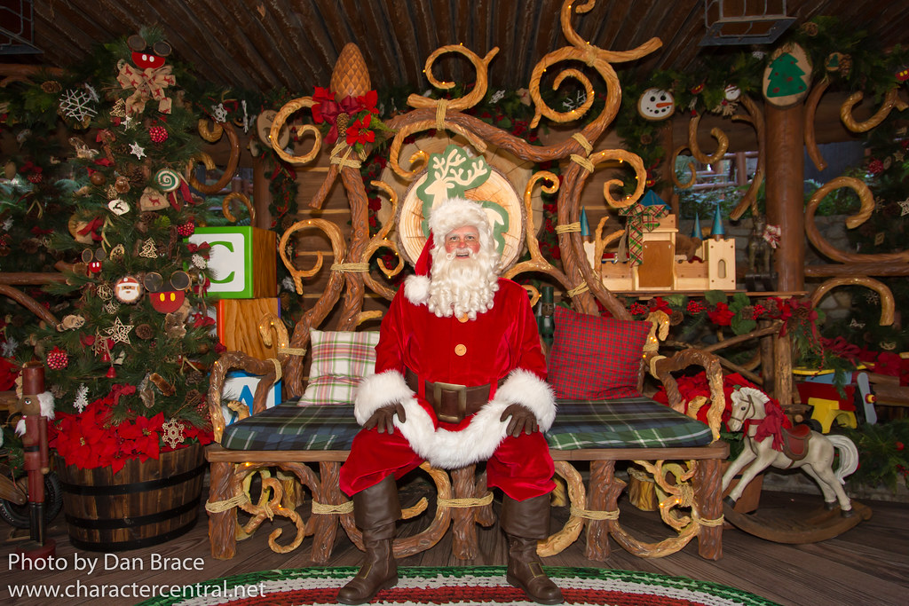 Meeting Santa Claus Disneyland Resort in California. Novem… Flickr