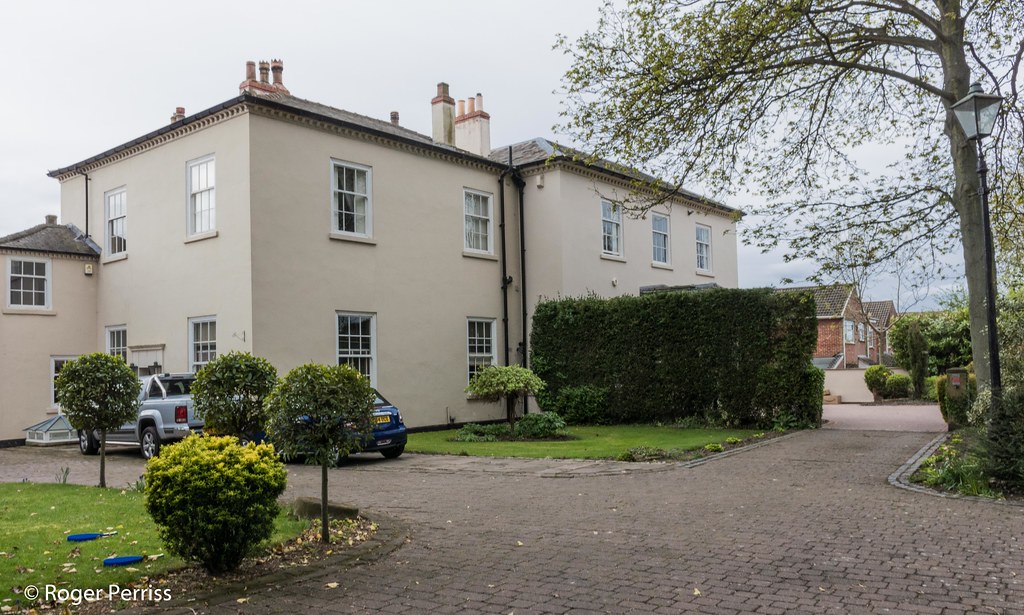 OLD RECTORY, ASTONCUMAUGHTON_180420.N1_17_LR_ Built by J… Flickr