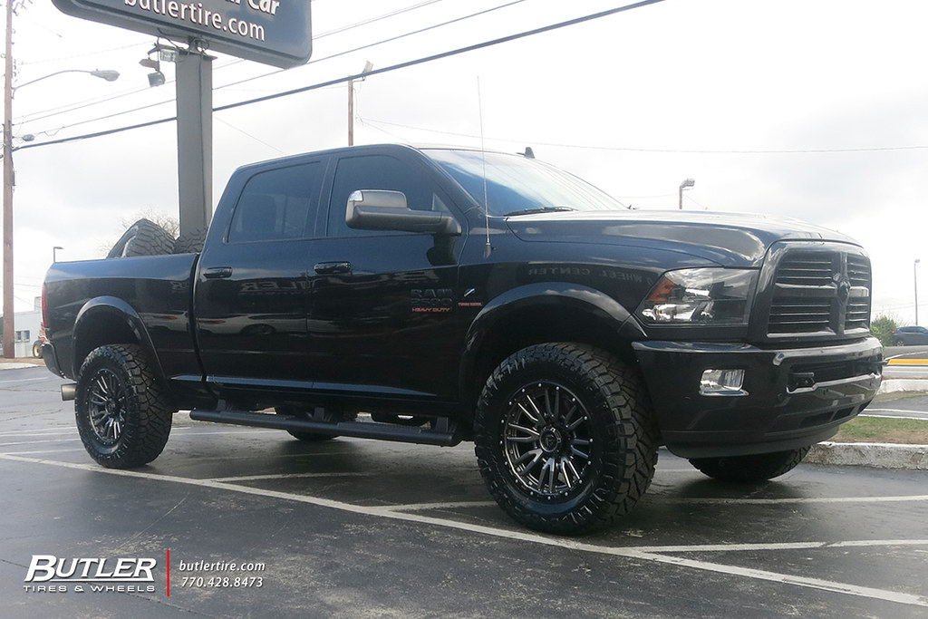Dodge Ram 2500 HD with 20in Fuel Rebel Wheels and Nitto Ridge Grappler