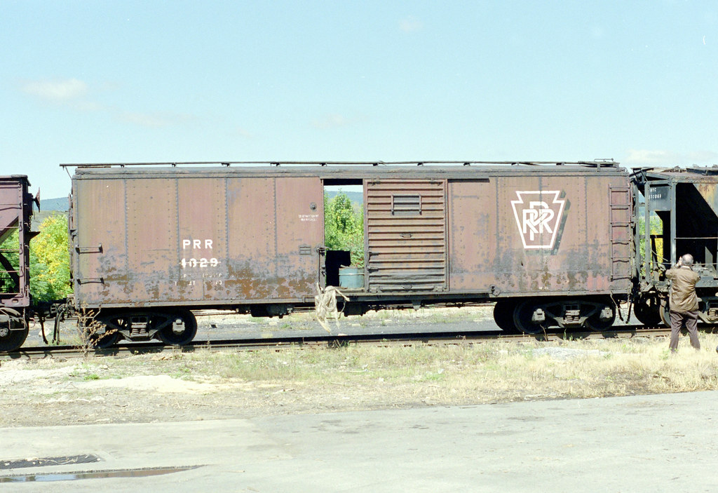 Pennsylvania Railroad X29 boxcar somewhere in Pennsylvani… Flickr