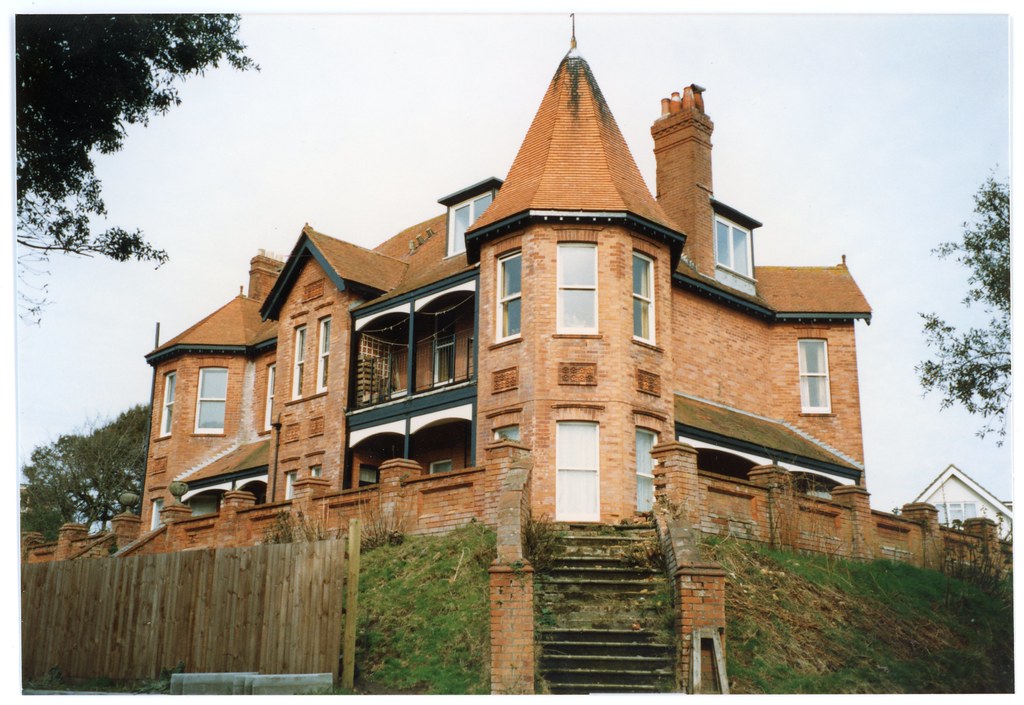 Seacote, 6 Warren Edge Road, Southbourne, Bournemouth, Dorset a photo