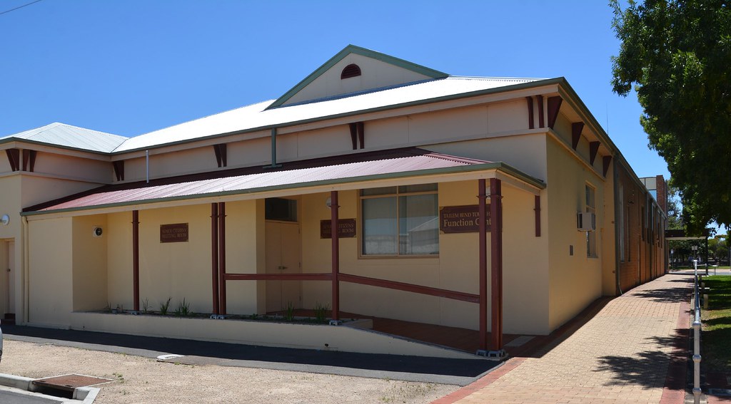 Tailem Bend Town Hall built to replace the 1908 Tailem Ben… Flickr