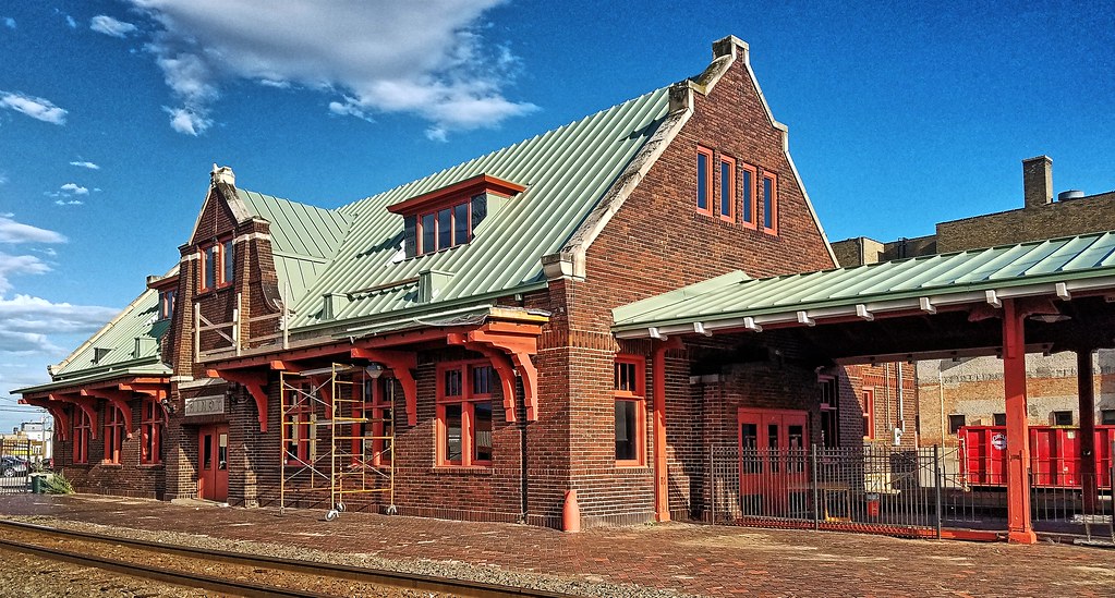 Soo Line Passenger Depot Minot ND nhp 78001996 Minot s… Flickr
