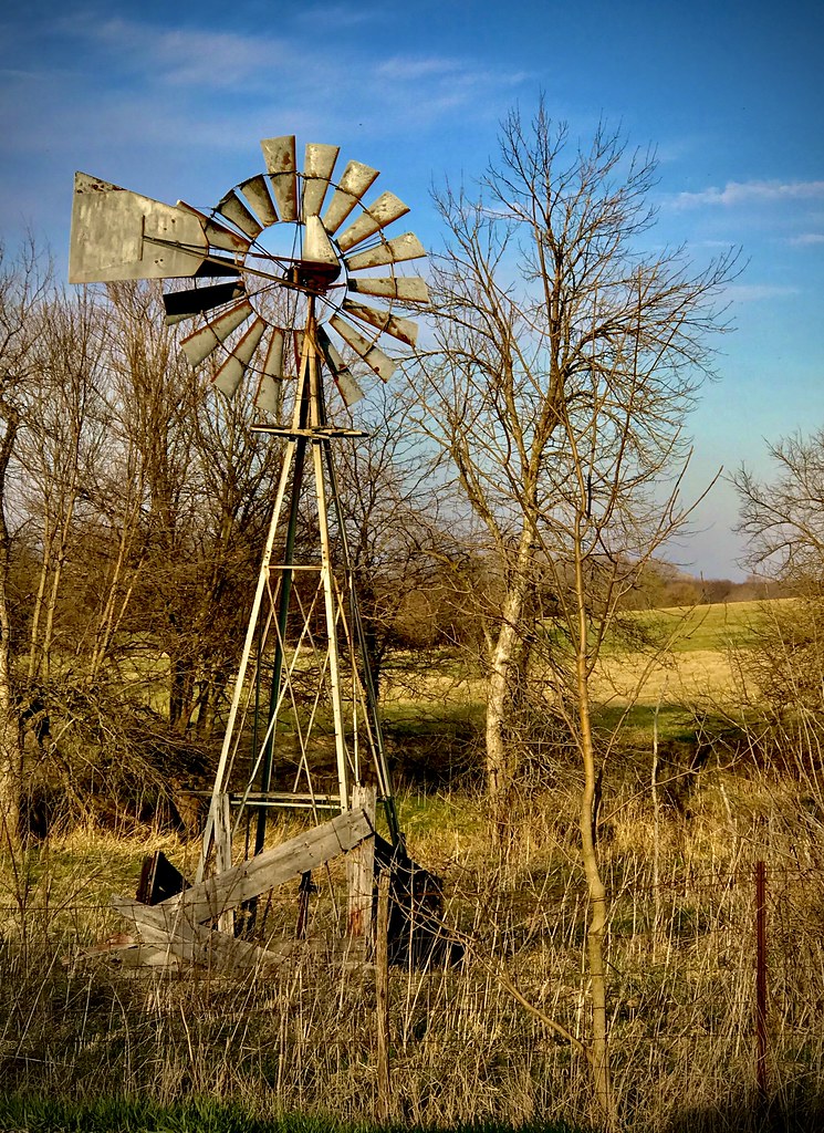 Little windmill by the road I've passed it a thousand time… Flickr