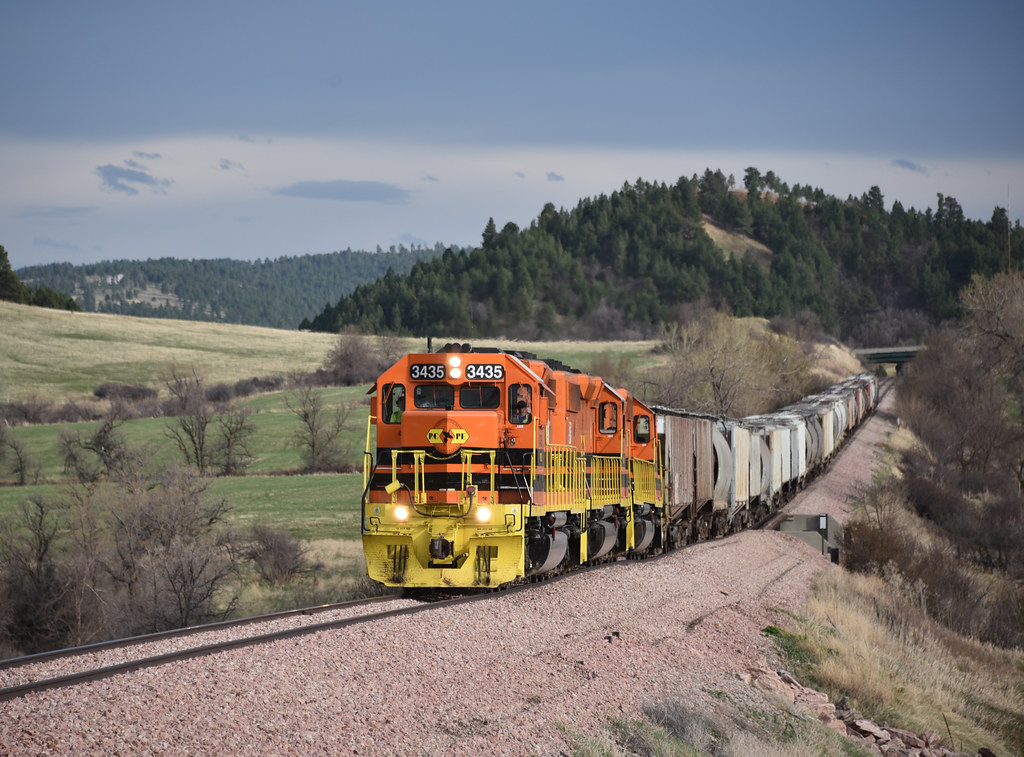 RCP&E SD402 3435LRCBF Belle Fourche Turn Rapid City Pie… Flickr