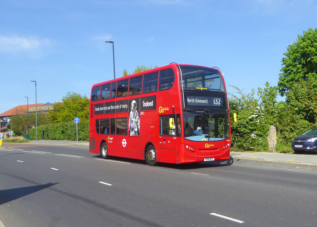 GAL E244 YX61DPY GRAVEL HILL BEXLEYHEATH SUN 26TH AP… Flickr