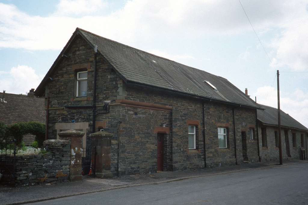 Broughton railway station, Cumbria. 2003 Broughton railway… Flickr