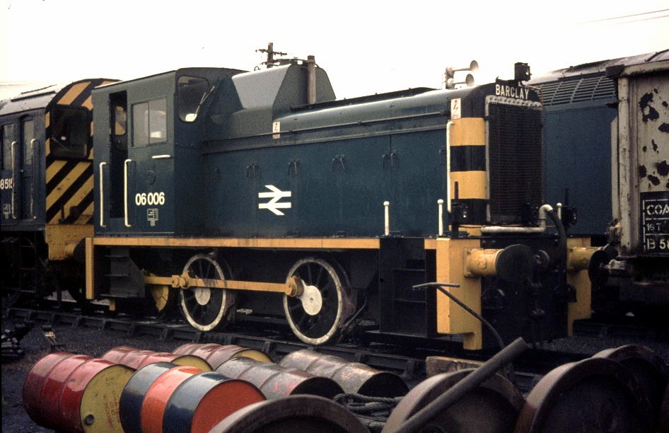 06006 Aberdeen Ferryhill Depot 11 Apr 1976 On shed with so… Flickr