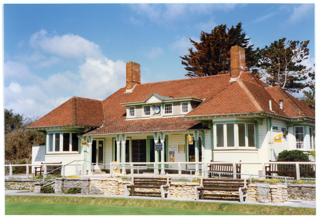 Cliff Bowling Club, Woodland Avenue, Southbourne,… Flickr