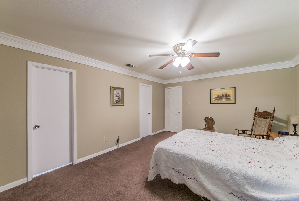 118449 1109 Pine Ridge Dr Azle, TX 76020 Brent Eckley Flickr