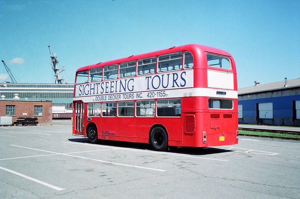 44116 Double Decker Tours 82 428C exJVL 620H Halifax … Flickr