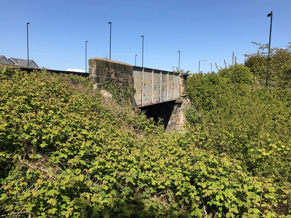 EDK/6 Wallsend Road Seen from the south Jonathon HurleyMorris Flickr