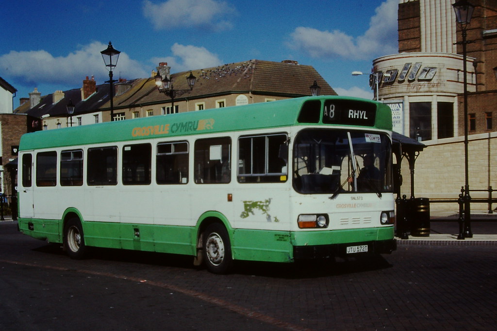 CROSVILLE CYMRU SNL572 JTU572T Rhyl bus station, October 1… Flickr