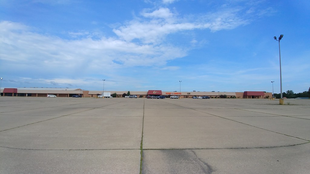 Village Square Long view of the Village Square Mall Effing… Flickr