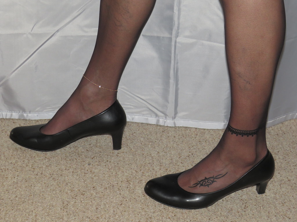 GABOR leather office pumps close up session a photo on Flickriver