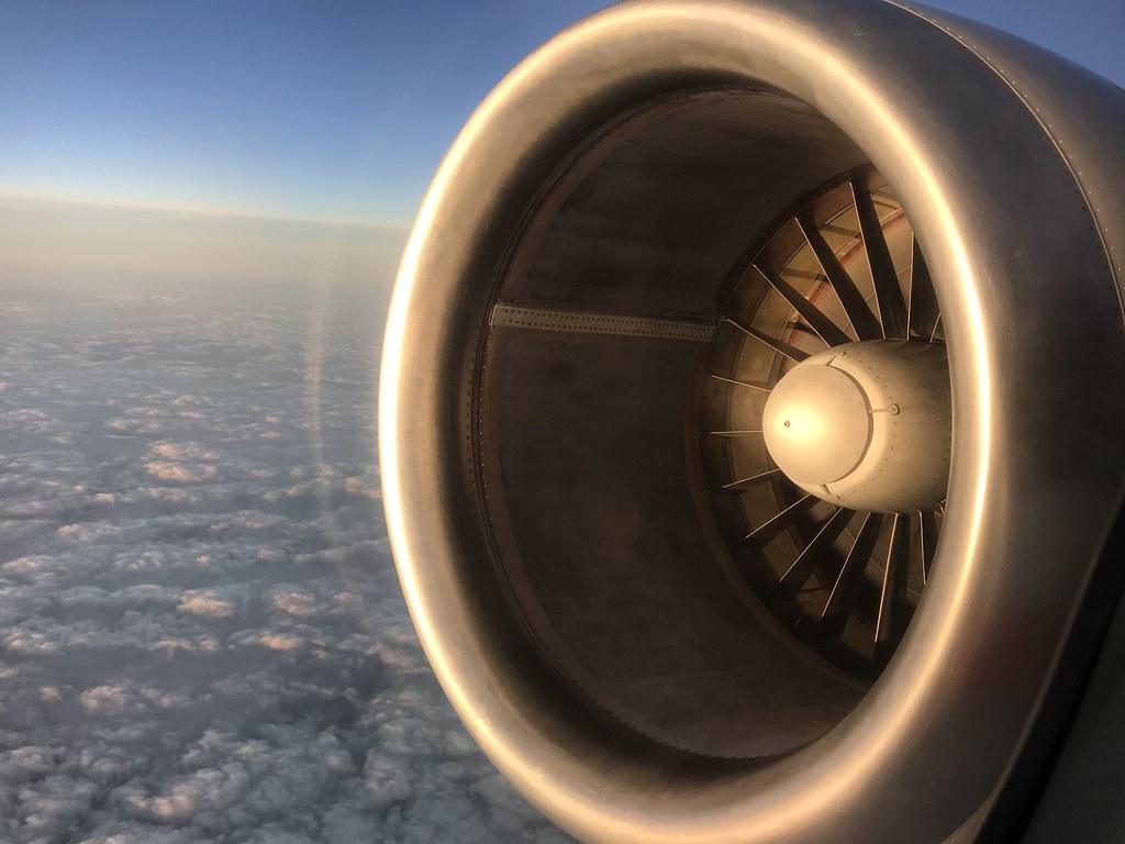 AA MD83 engine view, IADDFW American Airlines McDonne… Flickr