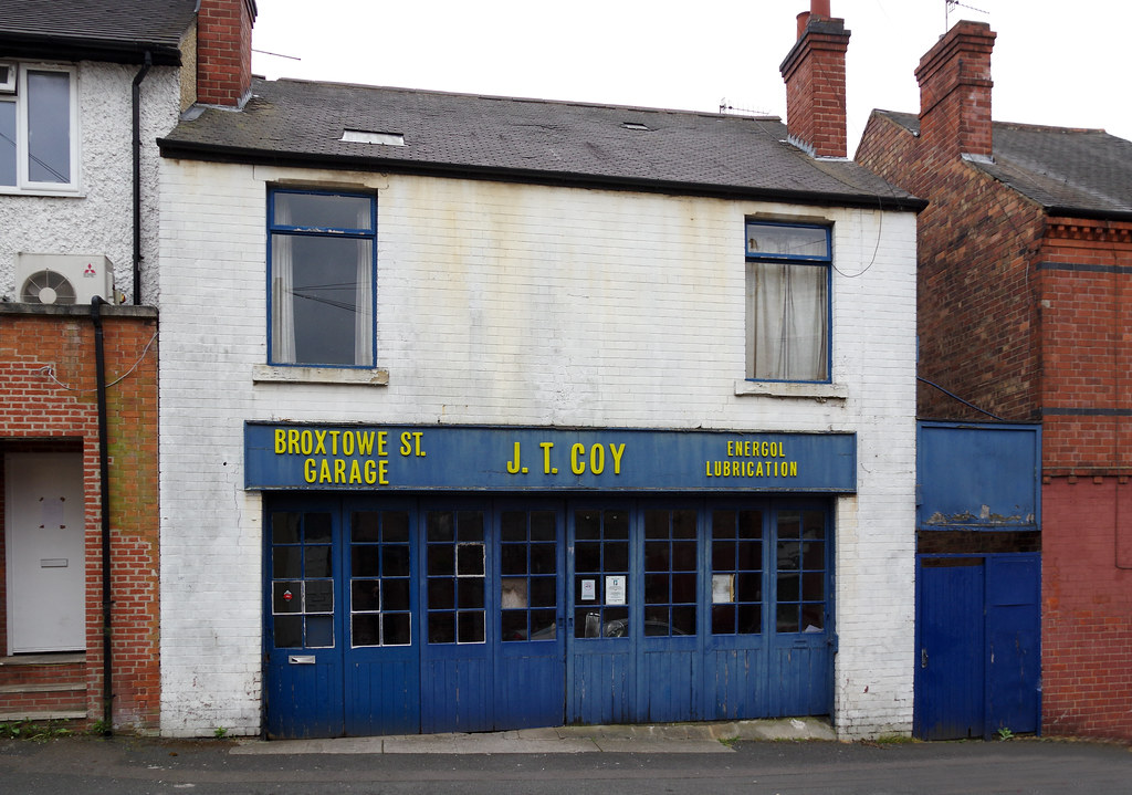Broxtowe Street, Sherwood, Nottingham garage (post 1915)… Flickr
