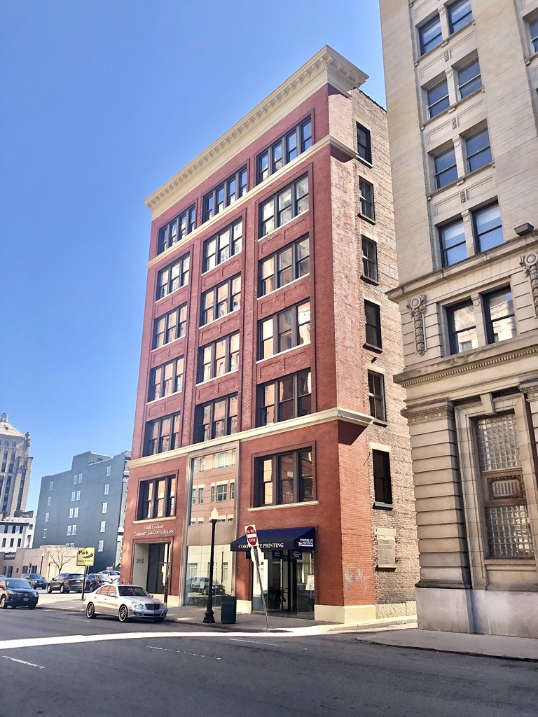 9th Street, Cincinnati, OH Warren LeMay Flickr