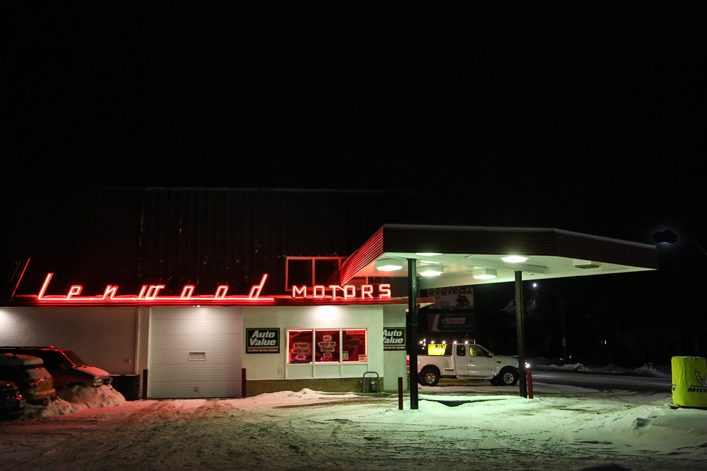Glenwood Motors A post of a new angle on the neon of this … Flickr