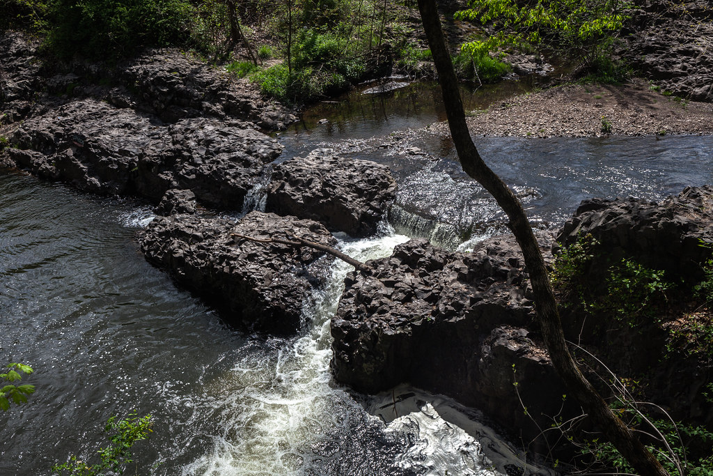 Hiking Seeley's Pond A short loop hike around Seeley's Pon… Flickr