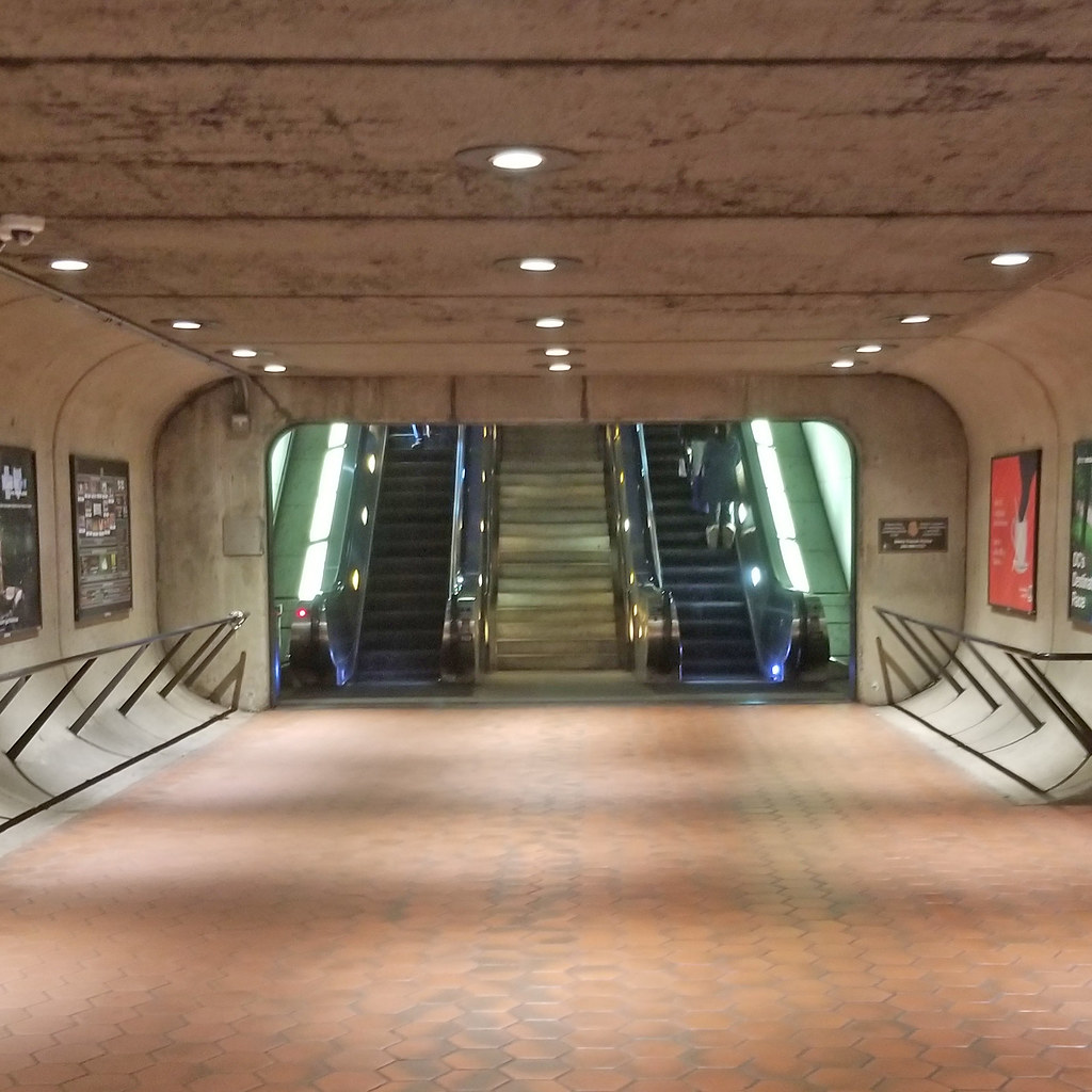 Arlington, VA Clarendon Metro Station ArchiTexty Flickr