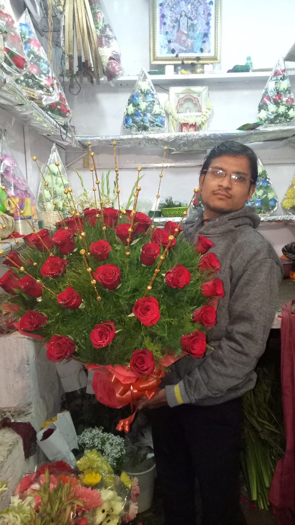 30 Roses with Stick at Florist in Bhopal at Floret Aroma Flickr