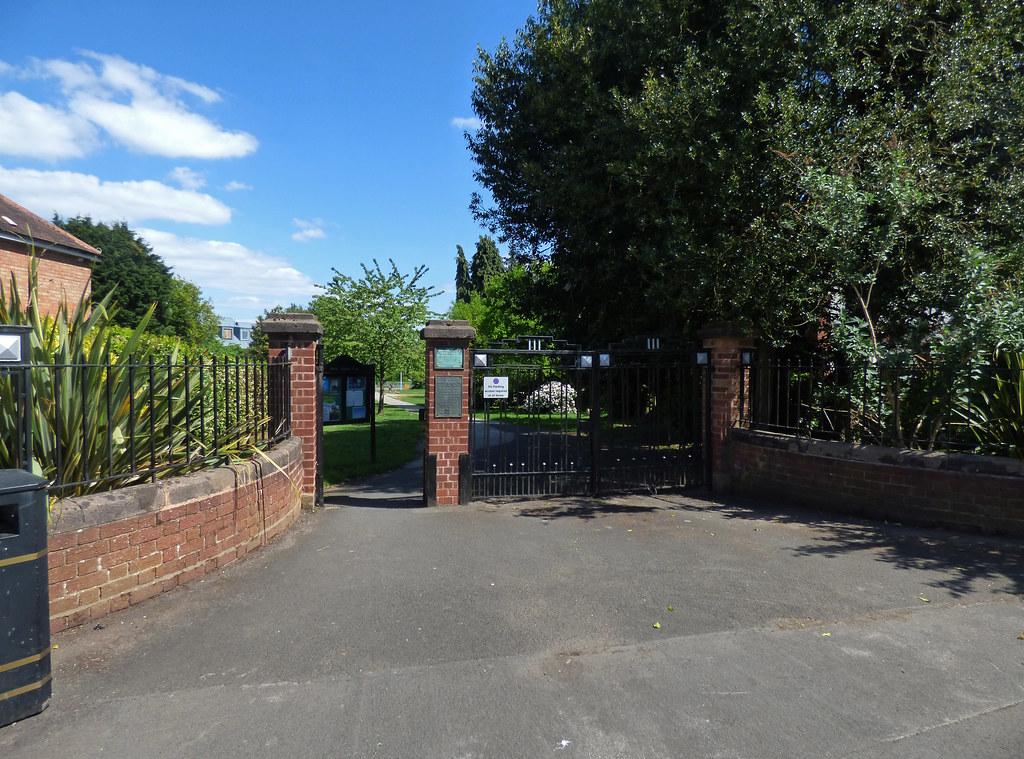 Gates at Olton Jubilee Park on Lyndon Road a photo on Flickriver