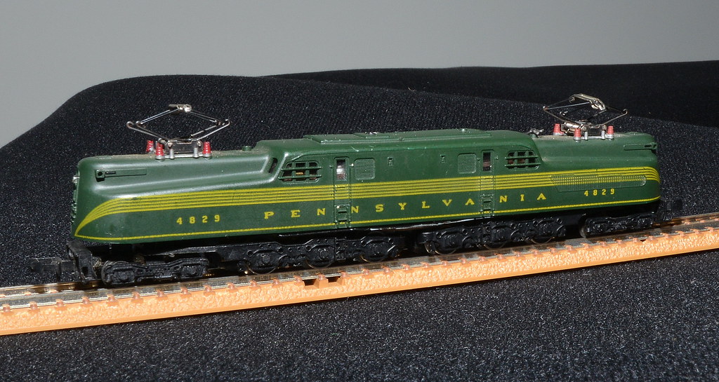 Rivarossi N Scale PRR GG1 4664 Electric Loco green (2… Flickr