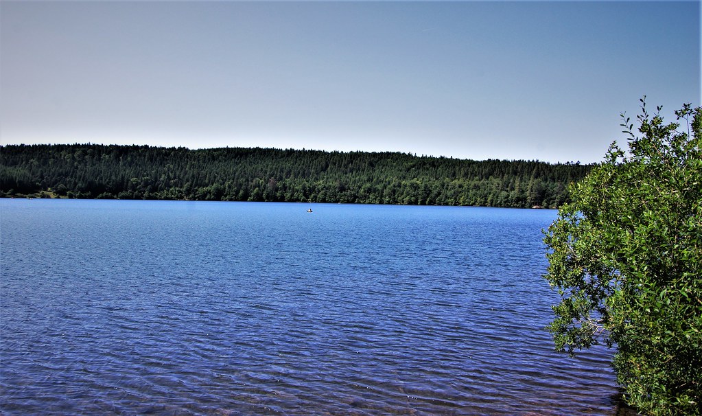 Lac du BouchetHte Loire Vue sur le lac.d'origine volcaniq… Flickr