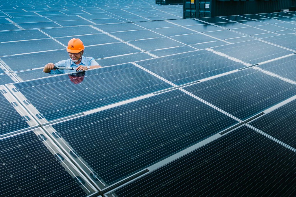 【2020綠電之戰】終於買到綠電了！ 台積電等13家達成國內首批1億度綠電交易 環境資訊中心
