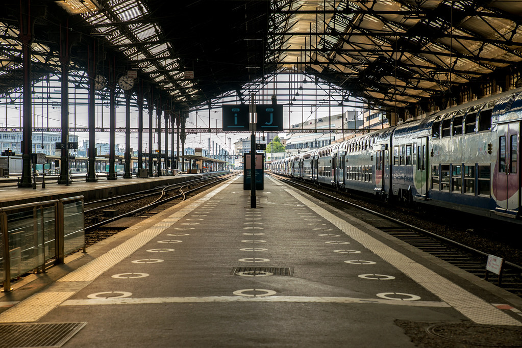 Gare de Lyon Grandes lignes Paris Confinement Covid