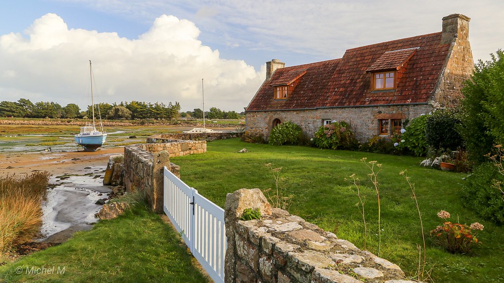Trégastel, baie de Sainte Anne Michel M Flickr
