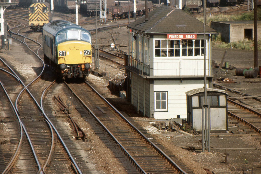Wellingborough, Finedon Road Photo by Phillip Malin www.fl… Flickr