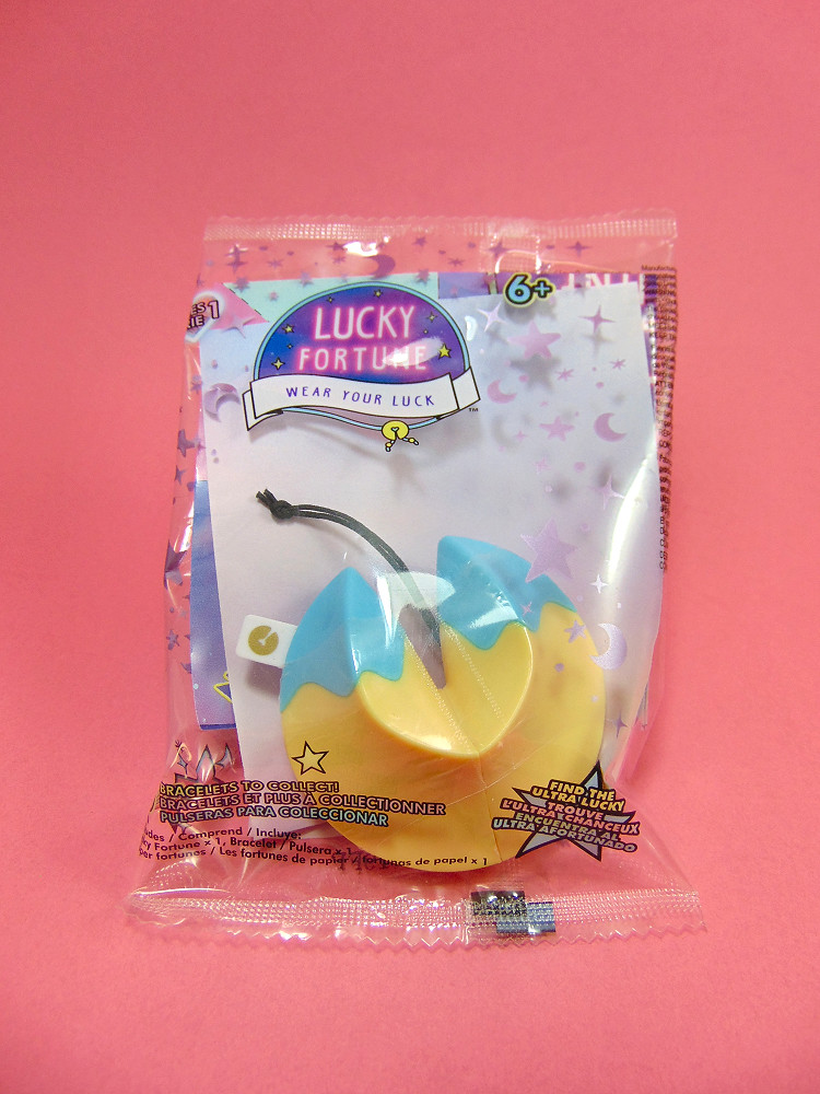 Lucky Fortune "Wear Your Luck" Fortune Cookie with Collec… Flickr