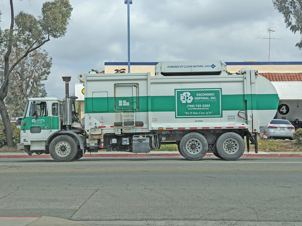 Escondido Disposal Inc Truck 42120 (1) David Valenzuela Flickr