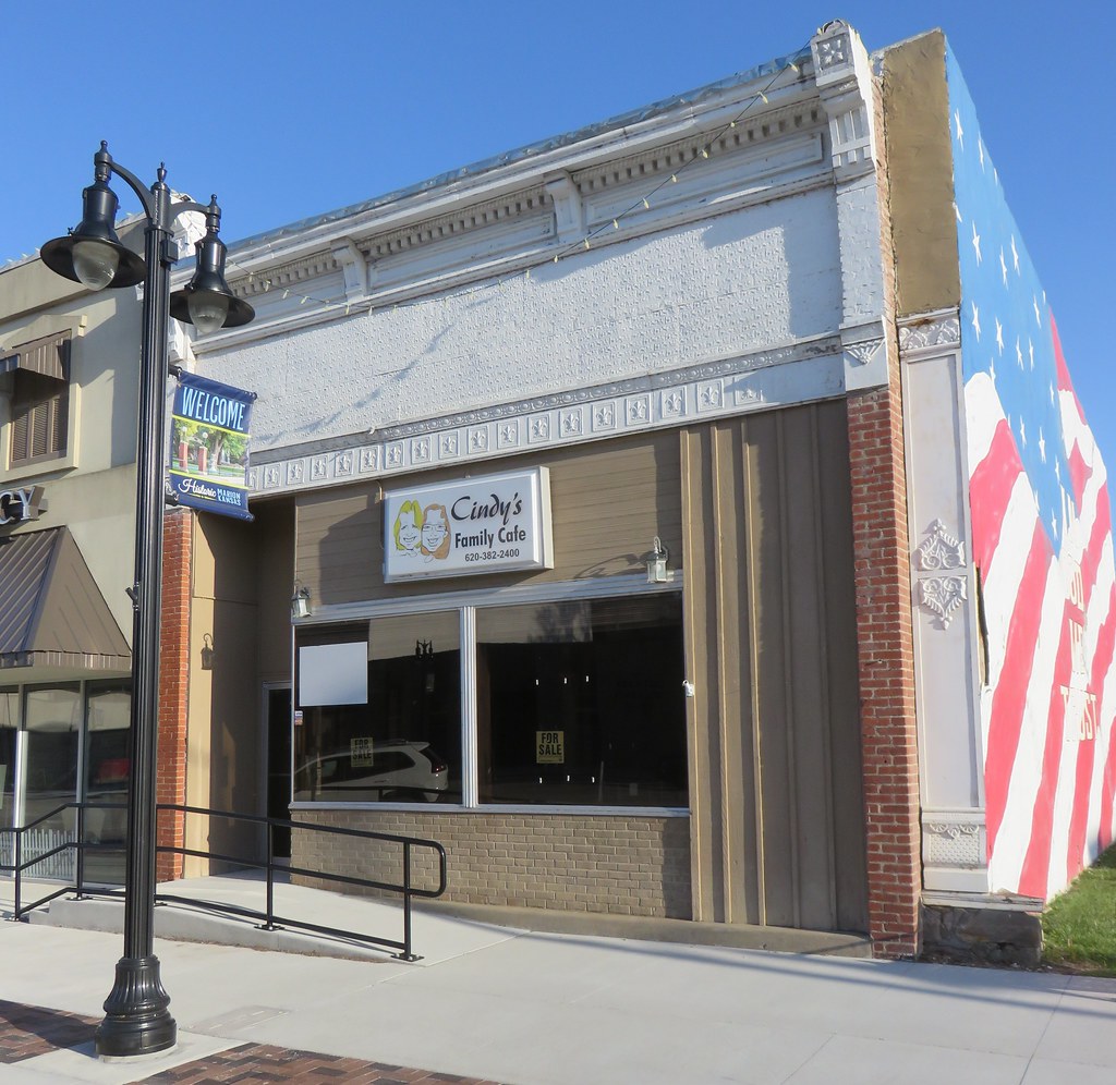 Storefront Building (Marion, Kansas) Marion, the county se… Flickr