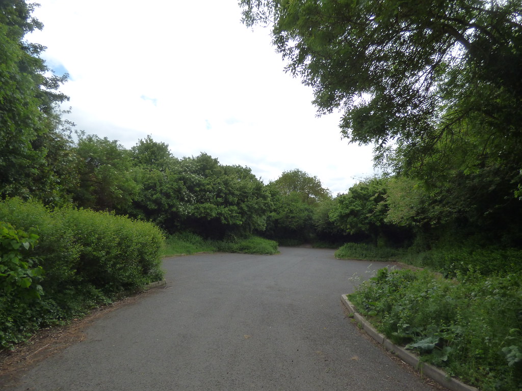 Car park from Brick Kiln Lane in Hillfield Park Second vis… Flickr