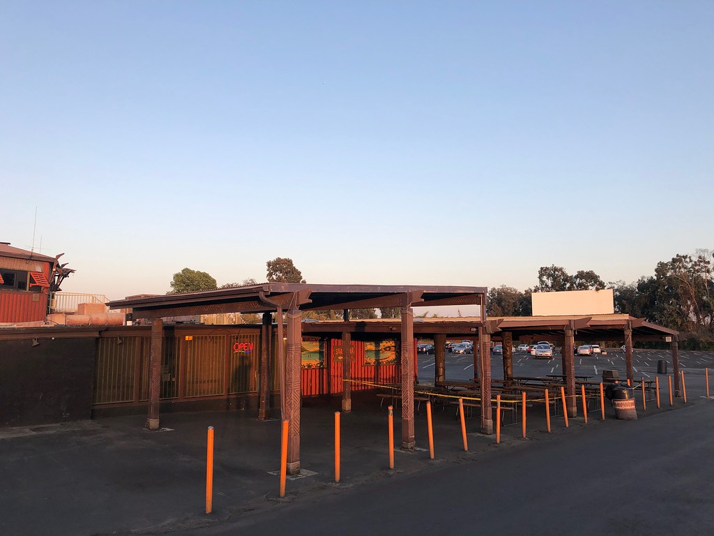 Mission Tiki Drive In 10798 Ramona Ave, Montclair, CA Flickr