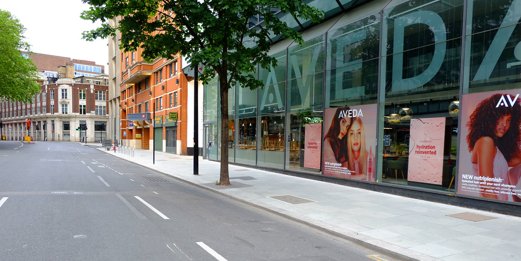 "Rush Hour High Holborn" High Holborn is a street in Hol… Flickr