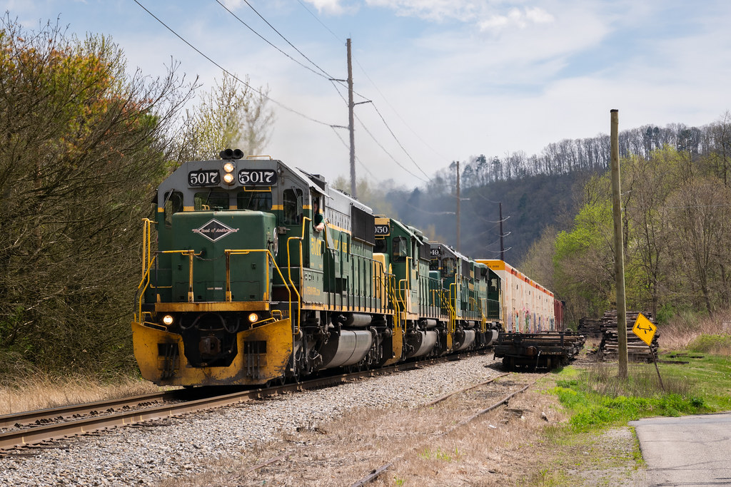 NRFF7 New Ringgold,PA R&N NRFF7 works hard as they conti… Flickr