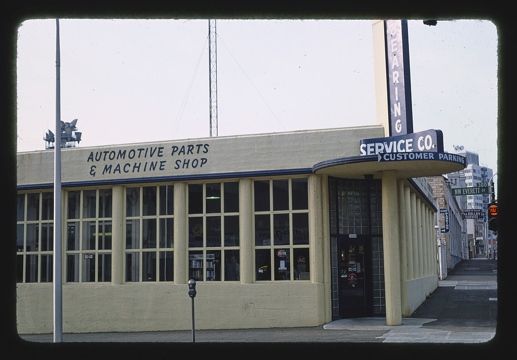 Bearing Service Company, NW 11 & Everett, Portland, Oregon… Flickr