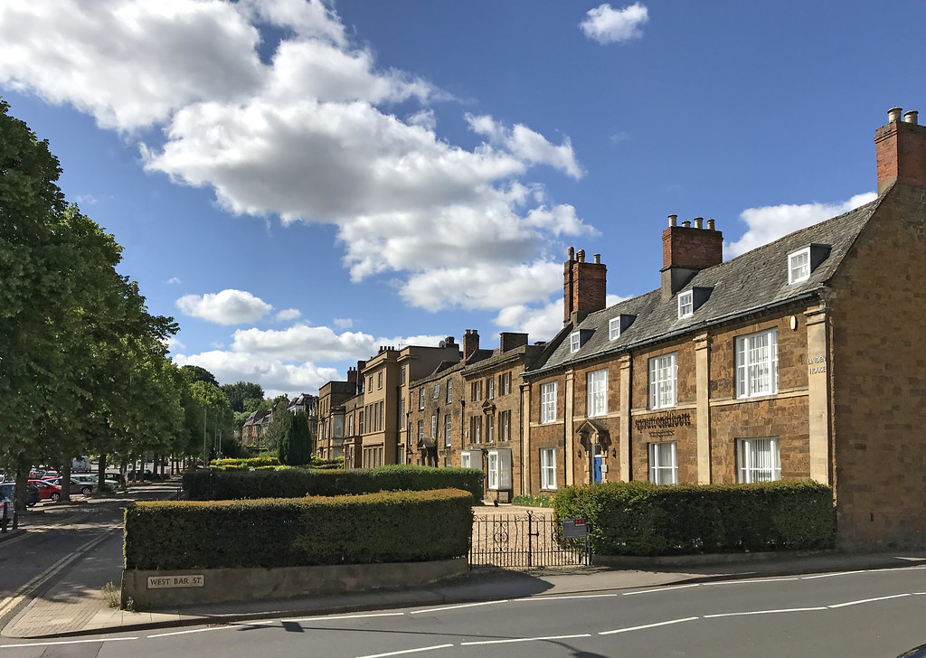 Banbury. Houses on The Green, South Bar Street. Oxfordshir… Flickr