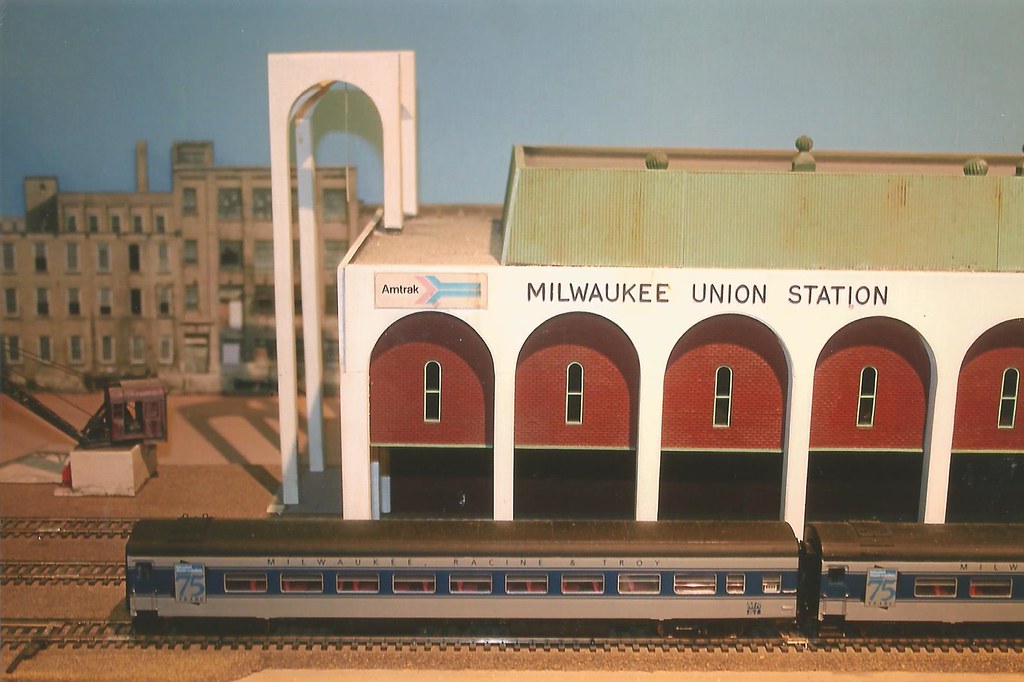 Milwaukee Union Station a photo on Flickriver