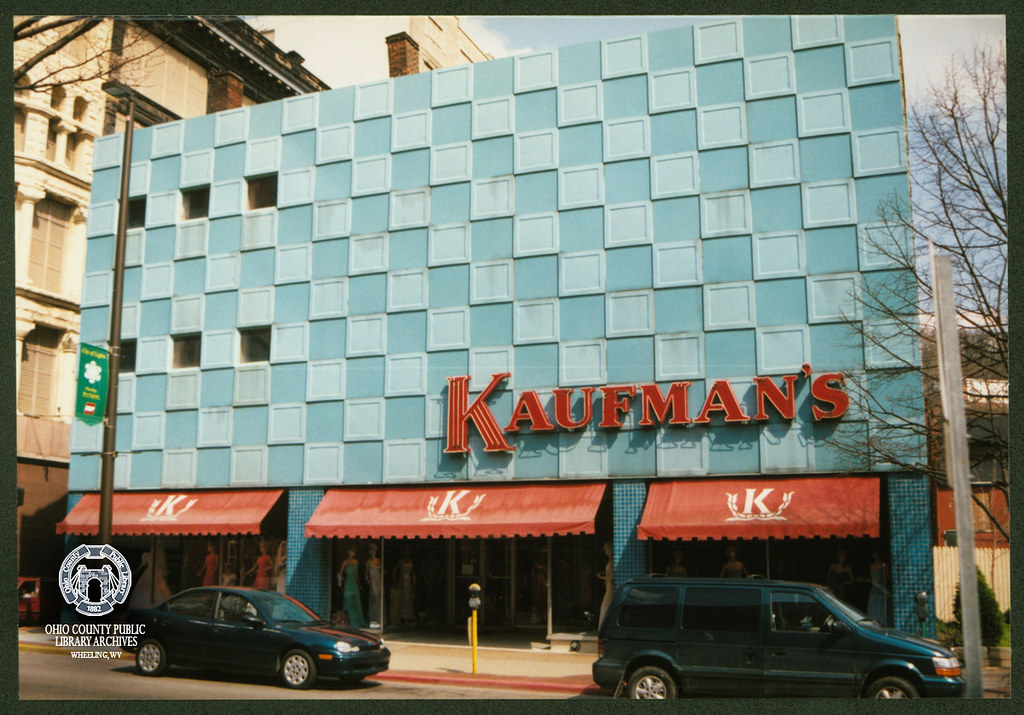 Kaufman's Department Store, 1034 Main Street, 1999 | Flickr