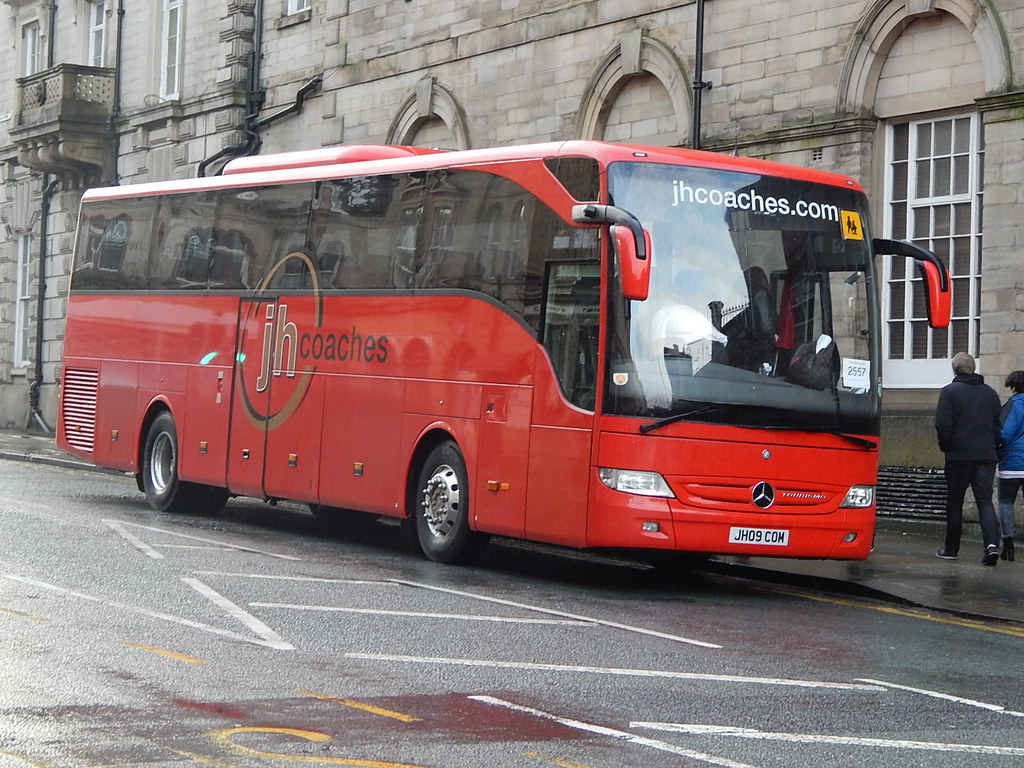 (BJ59OJA) jh coaches Huddersfield Mercedes Benz To… Flickr