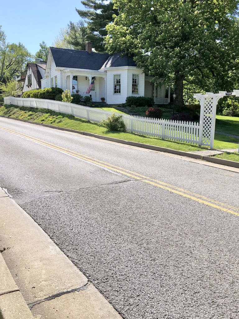 Amsterdam Road, Park Hills, KY Warren LeMay Flickr