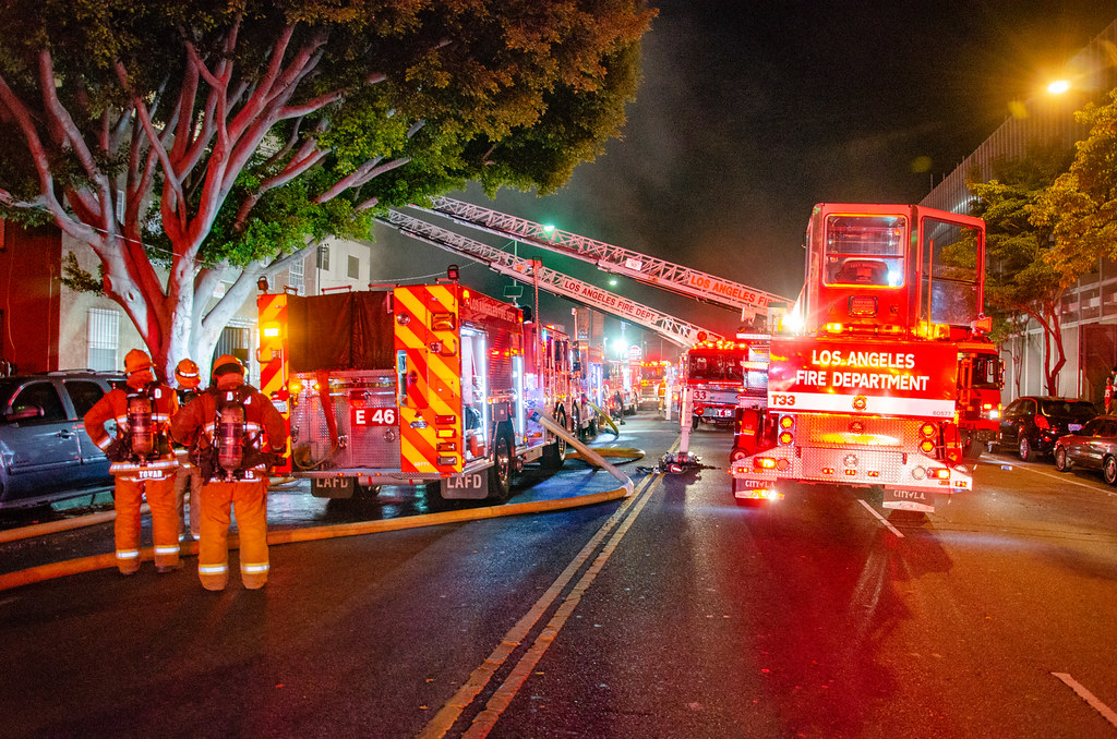 Los Angeles Apartment Fire Results in Partial Collapse Flickr