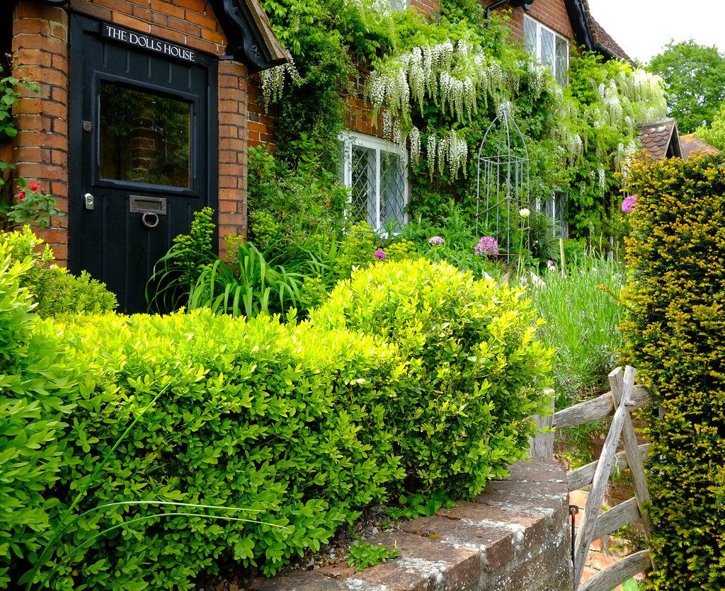 The Dolls House Shoreham Lovely cottages and their garde… Flickr