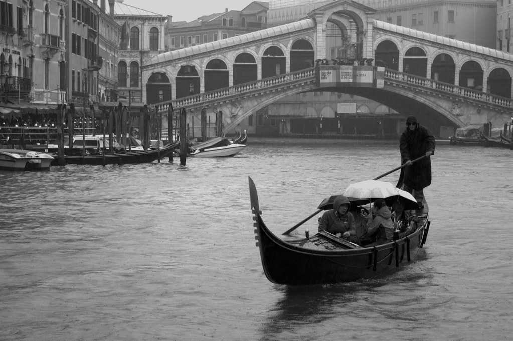 Venezia. Caronte.. .."...Dinanzi a me non fuor cose